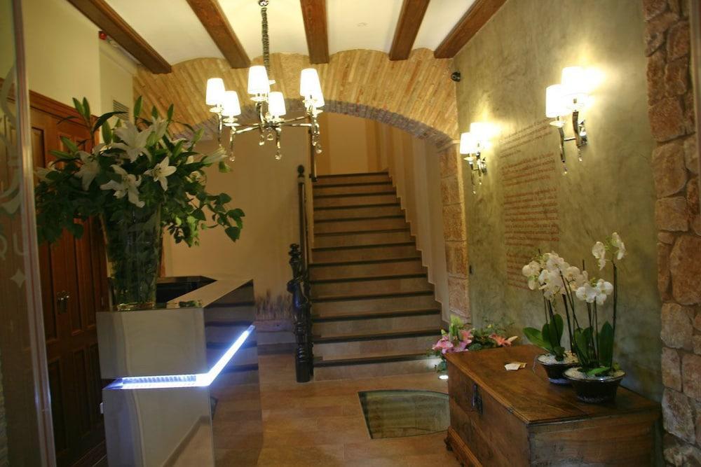 Hotel Castillo De Alquezar Alquézar Exterior foto